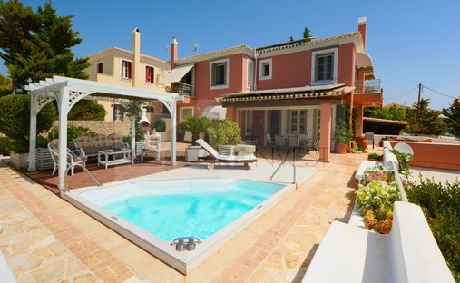 Villa in Koinotita Portoxeliou, Kranidi, Greece 1