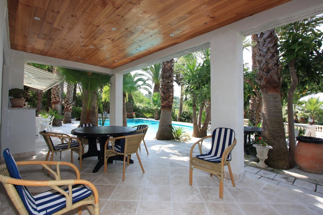 House in Village-Saint Julien-Saint Pierre, Biot, France 4 - 15462725