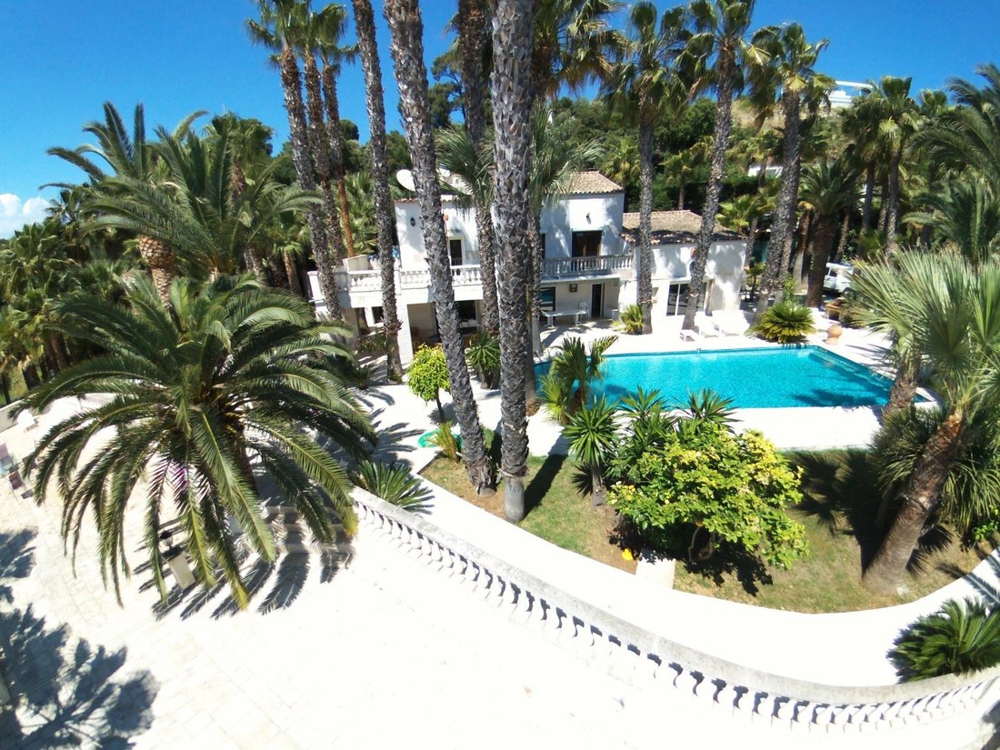 House in Village-Saint Julien-Saint Pierre, Biot, France 1 - 15462725