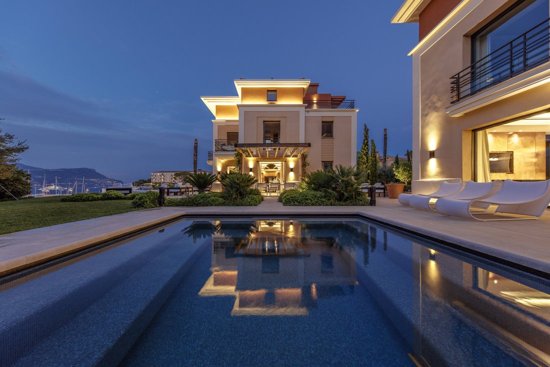 Villa in Saint-Jean-Cap-Ferrat, France 4 - 15464663