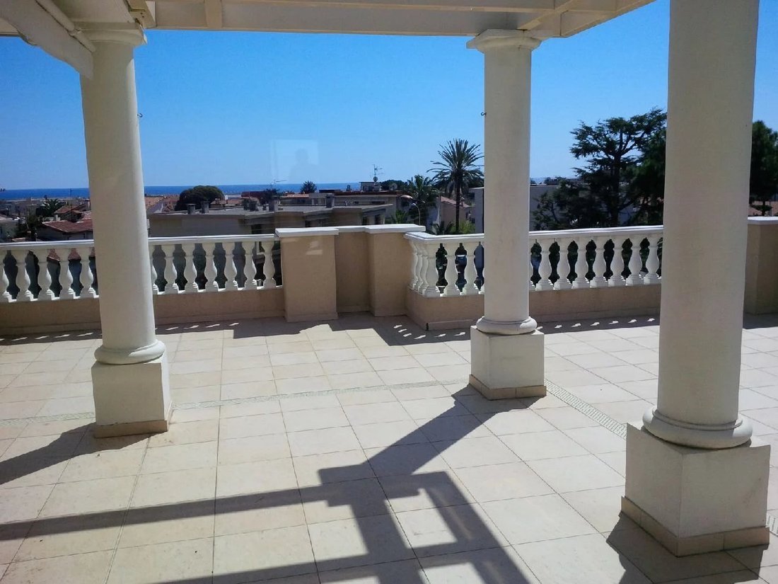 Apartment in Saint-Laurent-du-Var, Provence-Alpes-Côte d'Azur, France 1 - 15462702