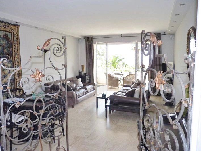 Apartment in La Source, Cannes, France 4 - 15462701