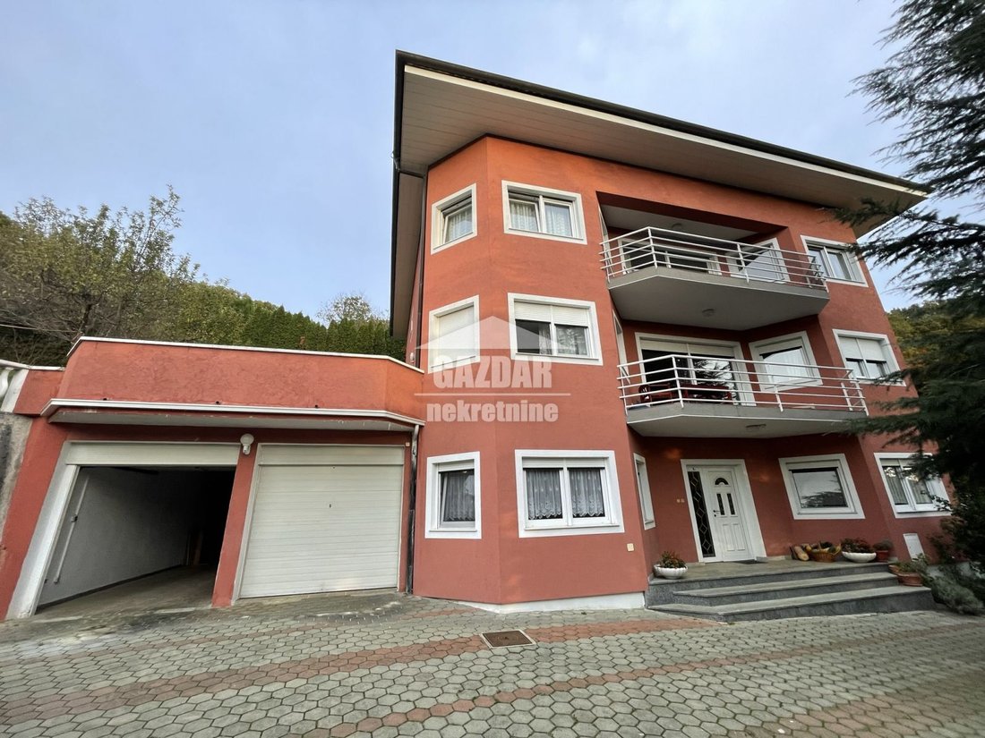 House in Mjesni odbor Gracani, Zagreb, City of Zagreb 1 - 13769341