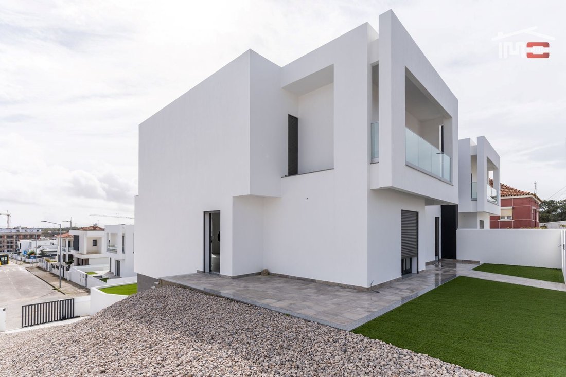 Townhouse in Corroios, Setubal, Portugal 2 - 15465333