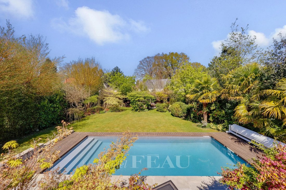 House in Bourg-La Feuillaume Nord, La Celle-Saint-Cloud, France 1 - 15463142