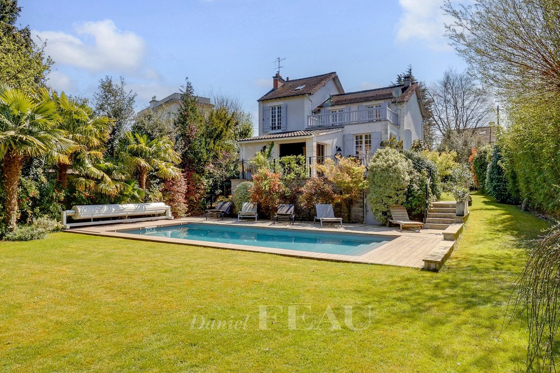 House in Bourg-La Feuillaume Nord, La Celle-Saint-Cloud, France 2 - 15463142