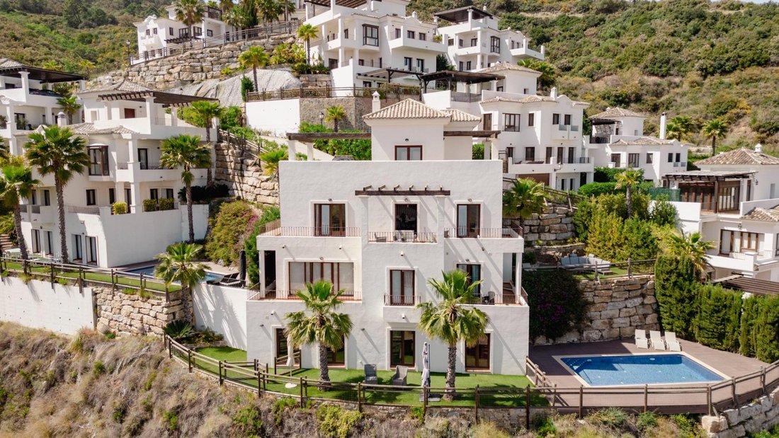 Villa in Benahavis, Andalusia, Spain 5 - 14259161