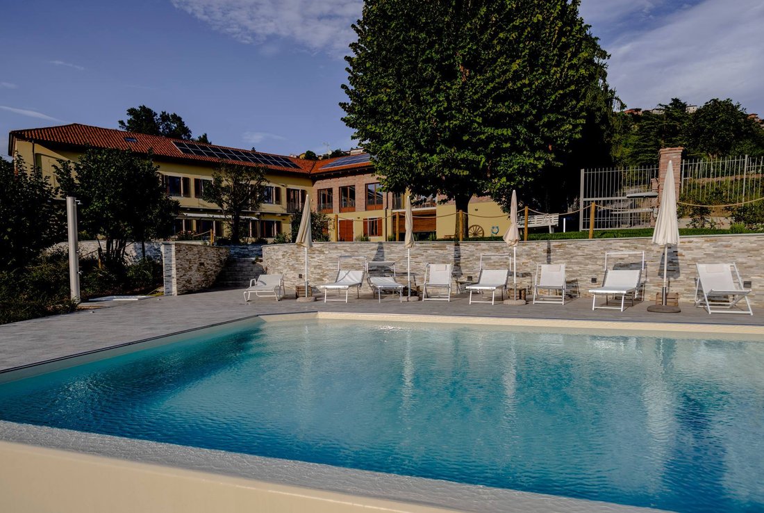 Villa in Diano d'Alba, Piedmont, Italy 4 - 15466645