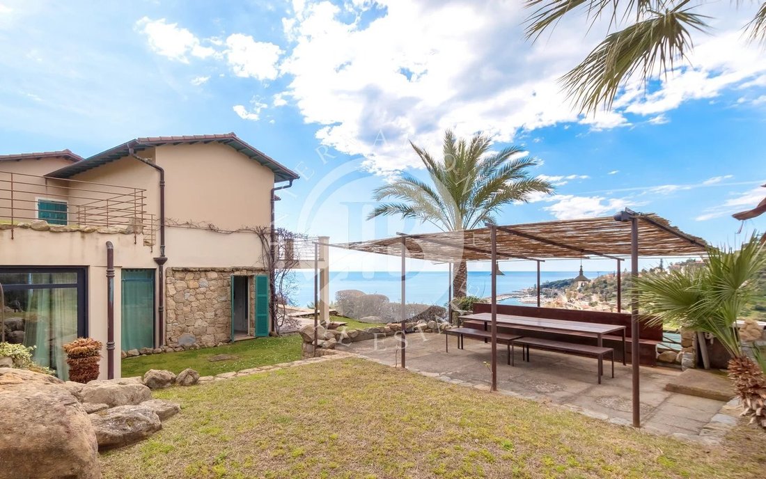 House in Bordighera, Liguria, Italy 4 - 15467024