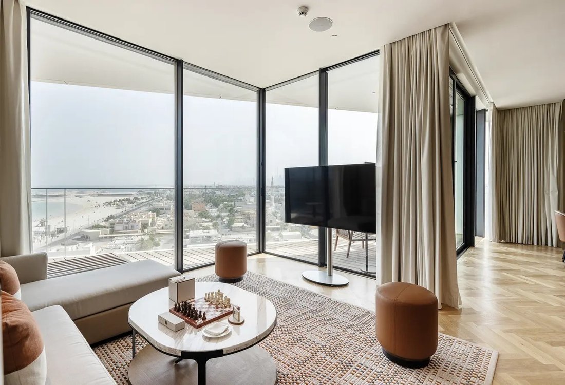 Apartment in Umm Suqeim, Dubai, United Arab Emirates 4 - 15472402