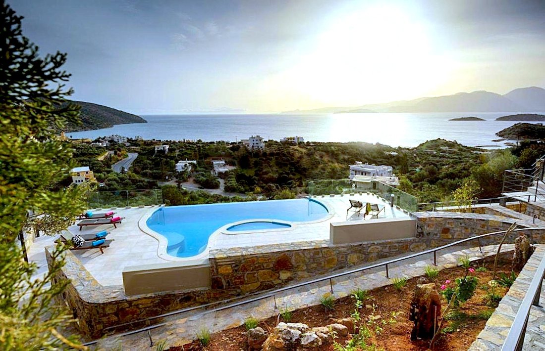 Villa in Community of Elounta, Agios Nikolaos Municipal Unit, Greece 1 - 14982552