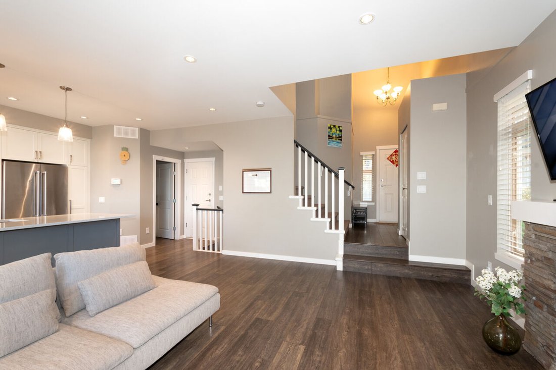 Residenza a Port Moody, Columbia Britannica, Canada 2 - 15470153