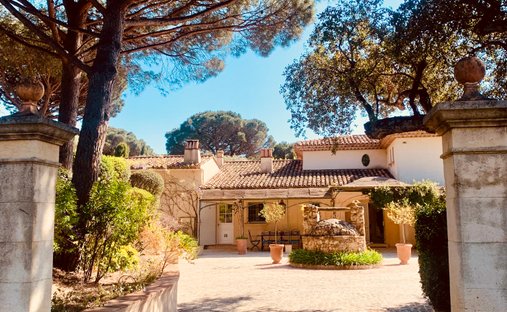 Villa in Ramatuelle, Provence-Alpes-Côte d'Azur, France 1