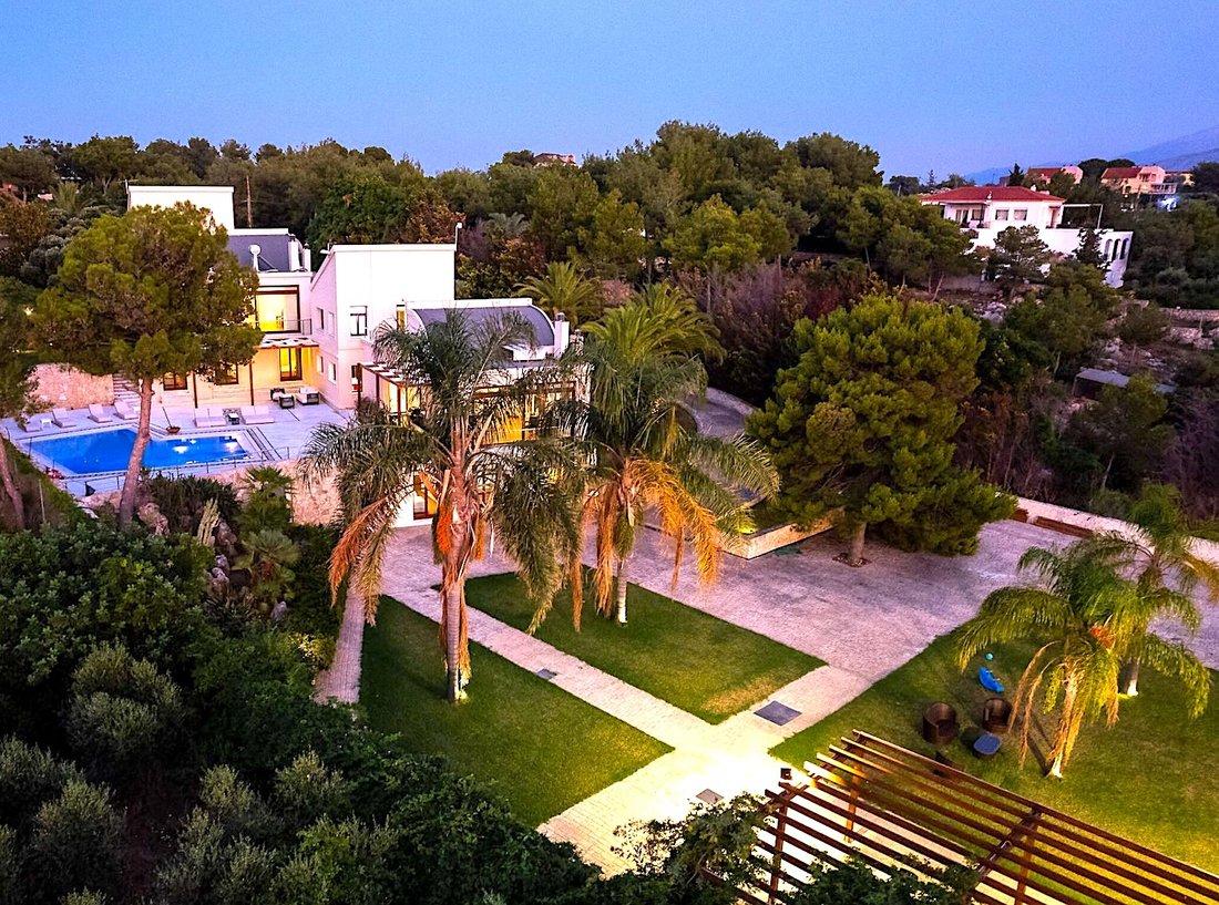 Villa in Milopotamos, Greece 2 - 14615707