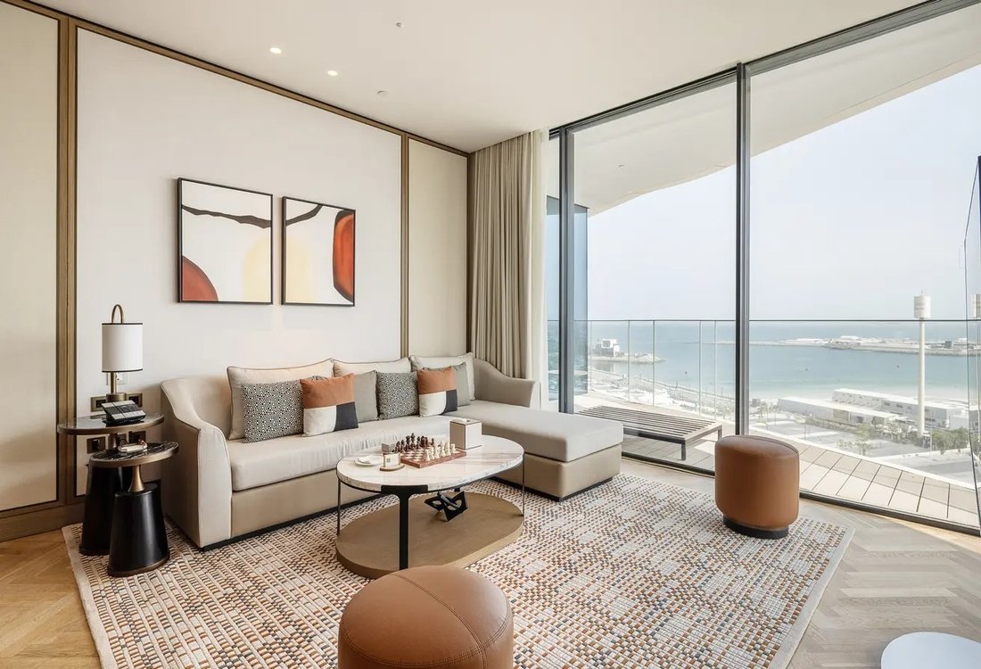 Apartment in Umm Suqeim, Dubai, United Arab Emirates 5 - 15472402