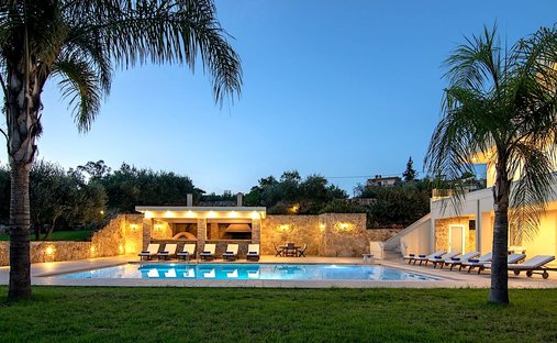 Villa in Crete, Greece 1