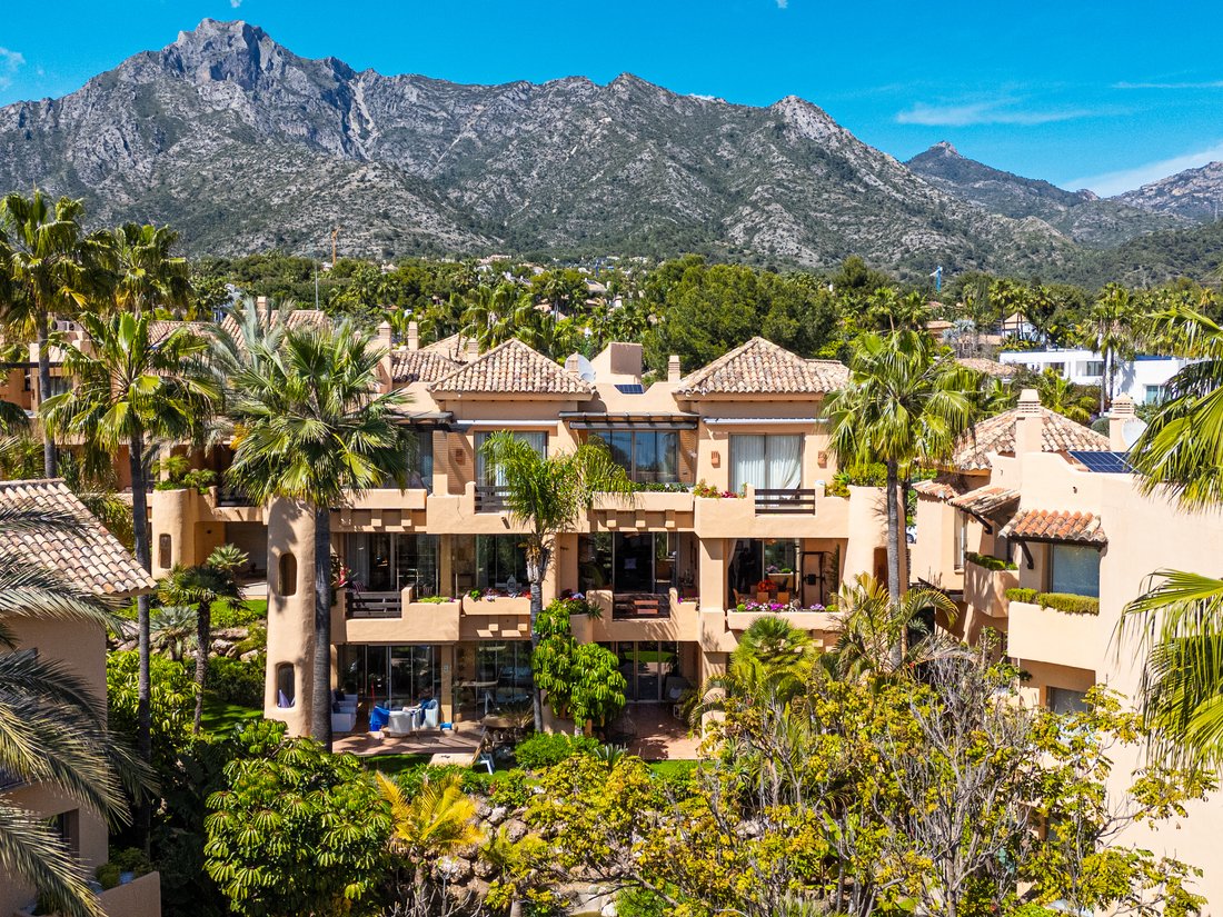 Apartment in Marbella, Andalusia, Spain 1 - 15473025