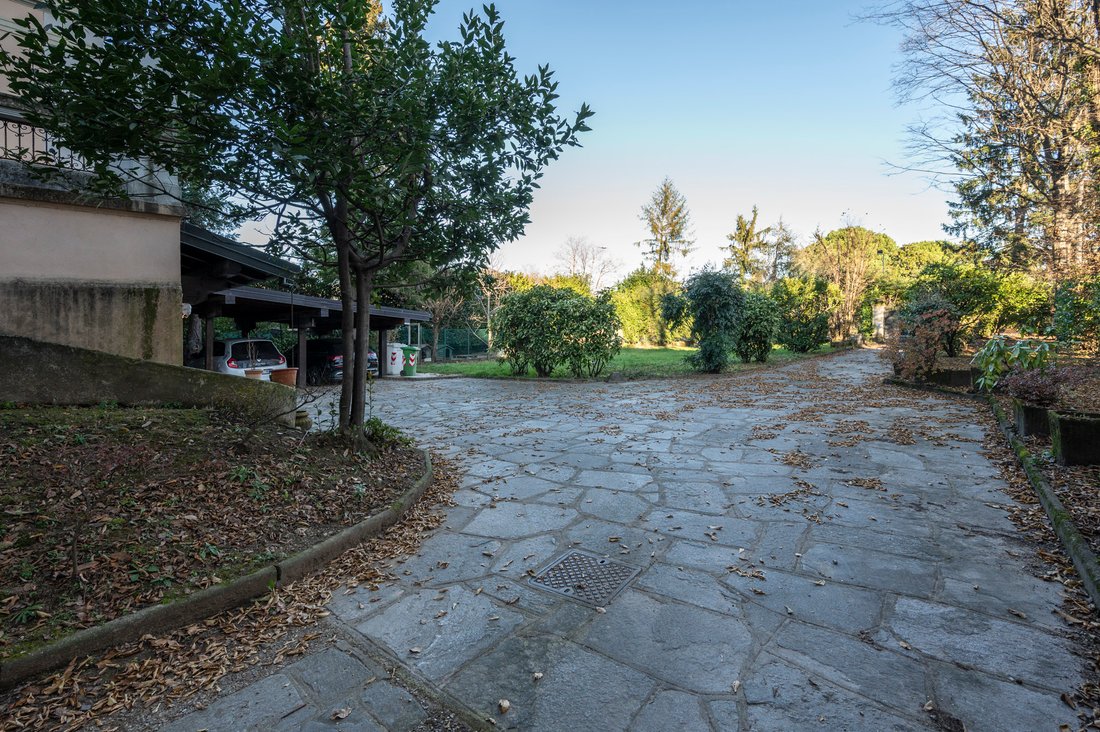 Villa in Montello - Sangallo - Biume, Varese, Lombardy 2 - 15473059