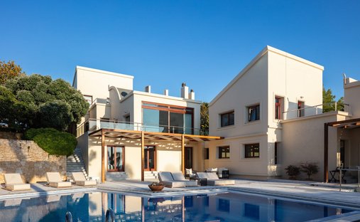 Villa in Milopotamos, Greece 1