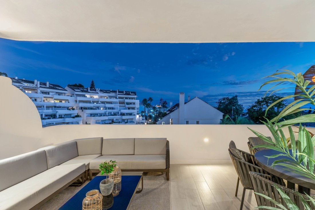 Villa in Puerto Banus, Marbella, Spain 1 - 15470274