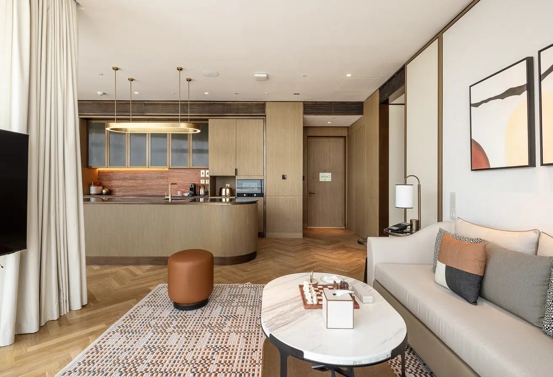 Apartment in Umm Suqeim, Dubai, United Arab Emirates 3 - 15472402