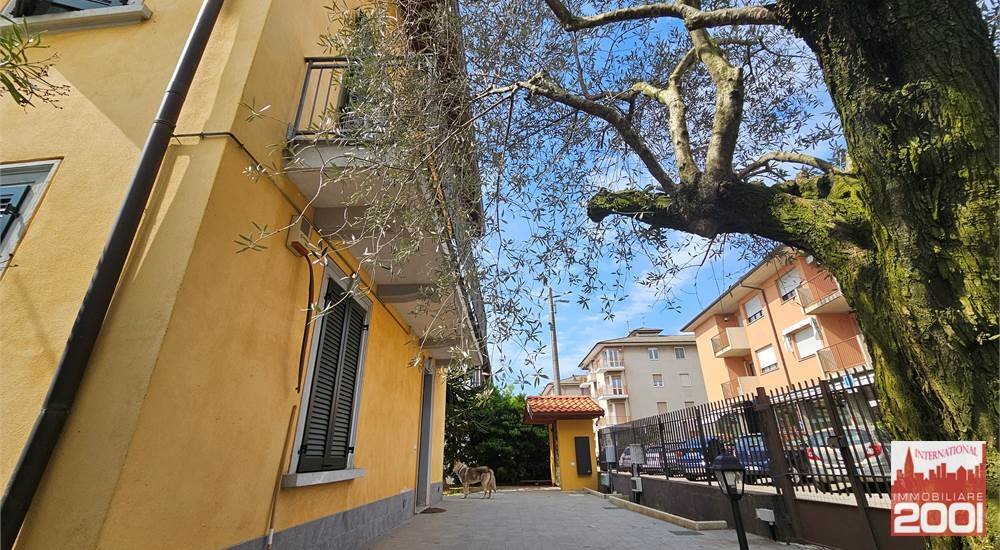 Villa in Appiano Gentile, Lombardy, Italy 3 - 15470405