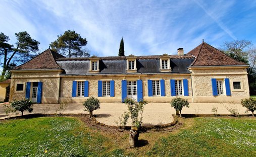 House in Vieux Bergerac, Bergerac, France 1