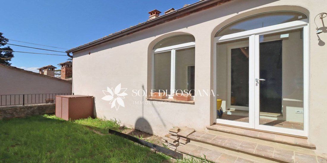 Apartamento en Montefollonico, Toscana, Italia 1 - 14854326