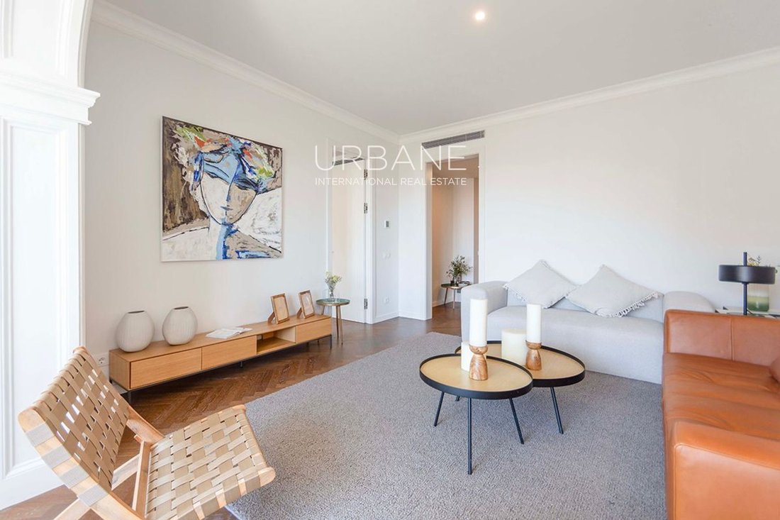 Apartment in Eixample, Barcelona, Spain 3 - 15472865