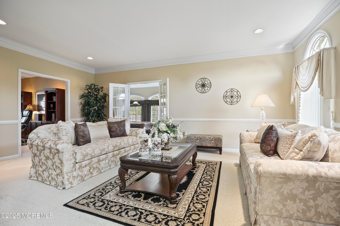 House in Freehold Township, New Jersey, United States 5 - 15468985