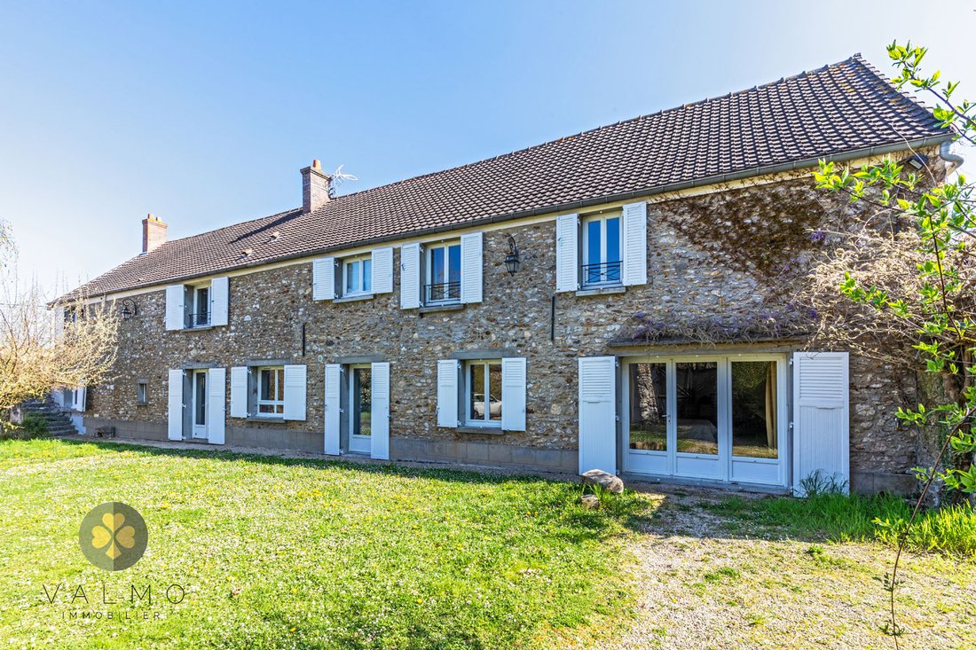 House in Montfort-l'Amaury, Ile-de-France, France 4 - 15471185