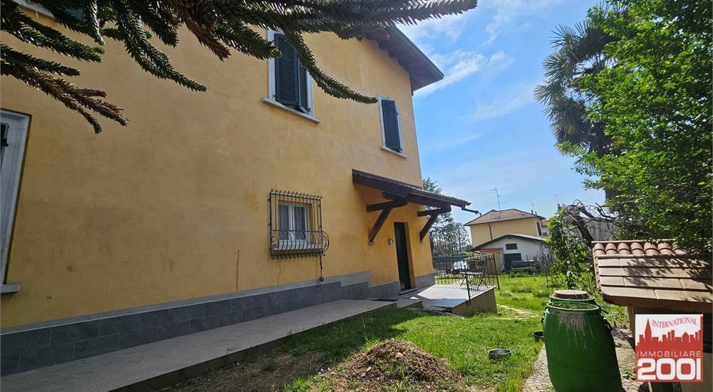 Villa in Appiano Gentile, Lombardy, Italy 4 - 15470405