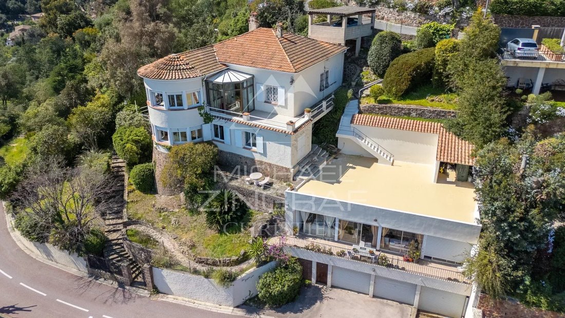 House in Théoule-sur-Mer, Provence-Alpes-Côte d'Azur, France 4 - 15468912