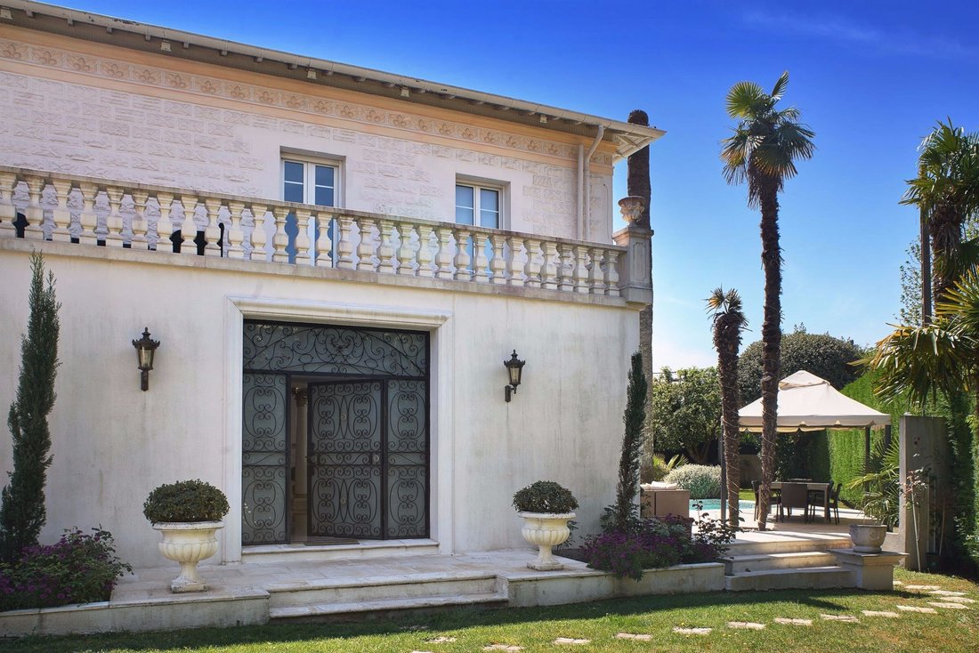 Townhouse in Maurice Jeanpierre, Le Cannet, France 2 - 15472949