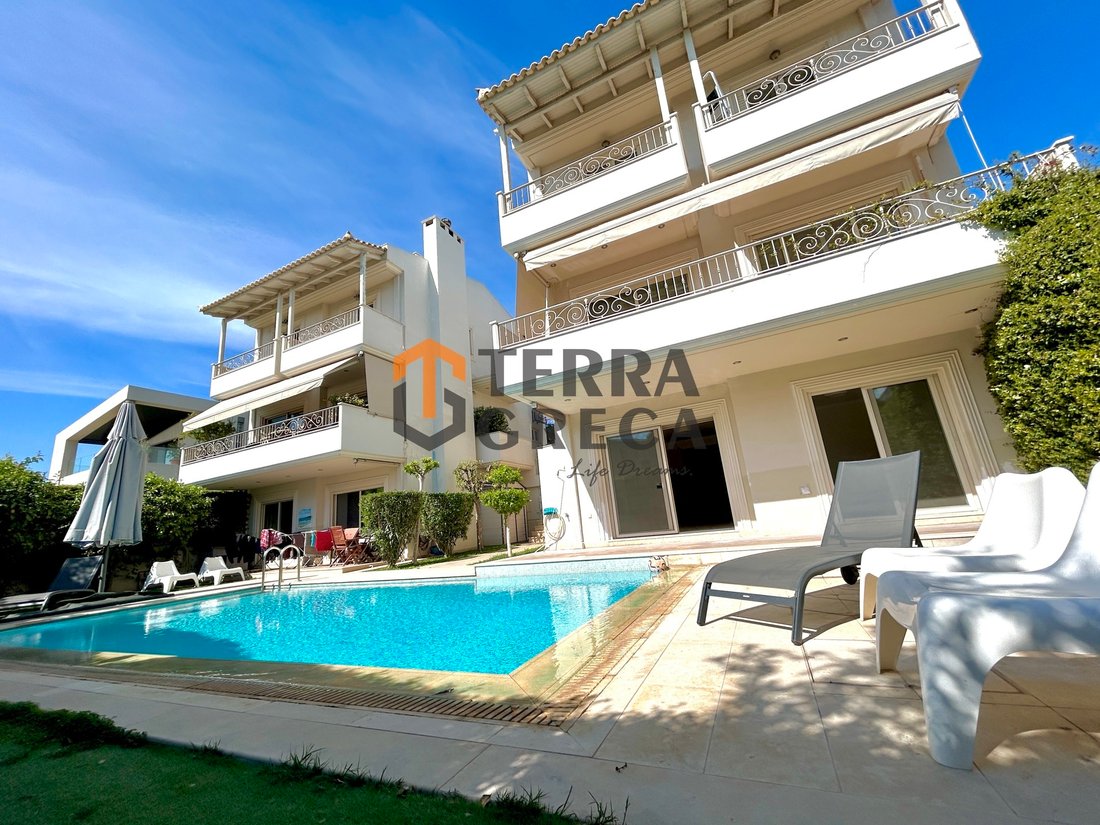 Condo in Vari, Attica, Greece 1 - 15469572