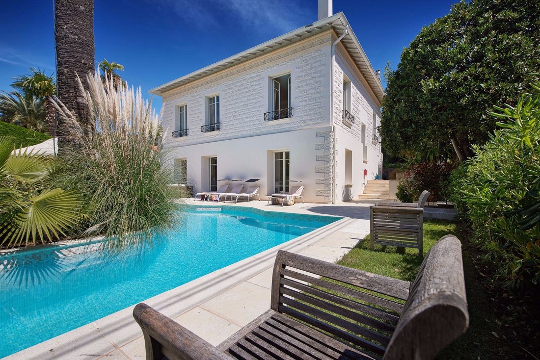 Townhouse in Maurice Jeanpierre, Le Cannet, France 1 - 15472949