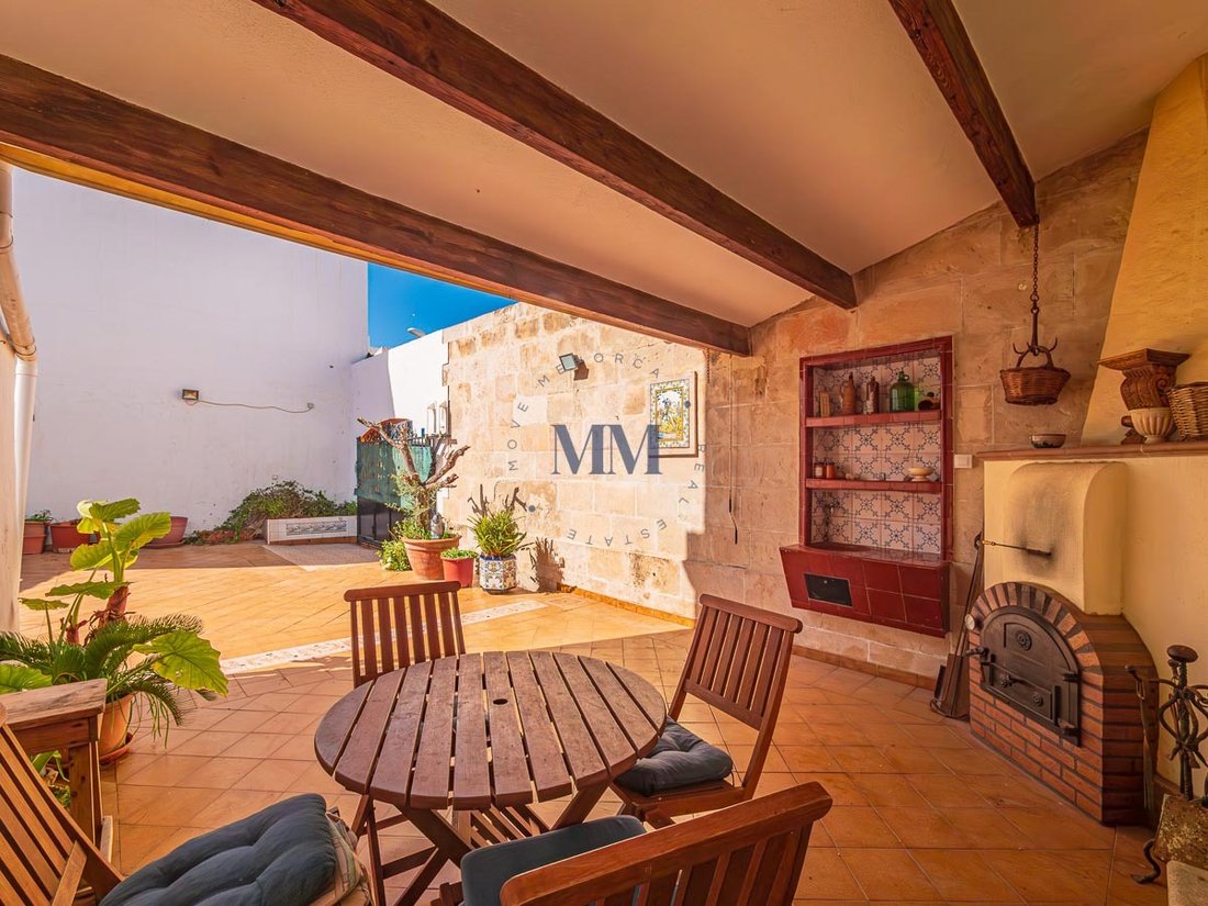 Townhouse in es Castell, Balearic Islands, Spain 1 - 15471089
