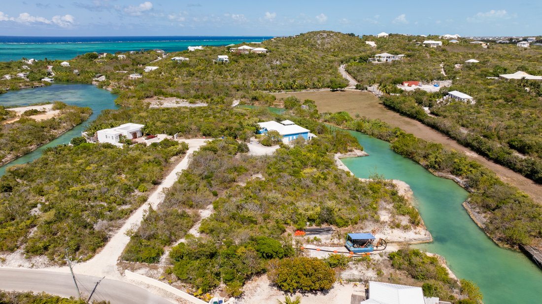 Terrain à Cooper Jack Bay Settlement, Caicos Islands, Îles Turks et Caïques 4 - 15472545