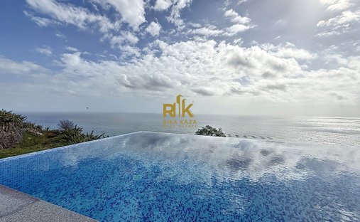 Villa in Estreito da Calheta, Autonome Region Madeira, Portugal 1