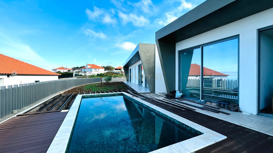 Villa in Ponta do Pargo, Madeira, Portugal 1 - 15337323