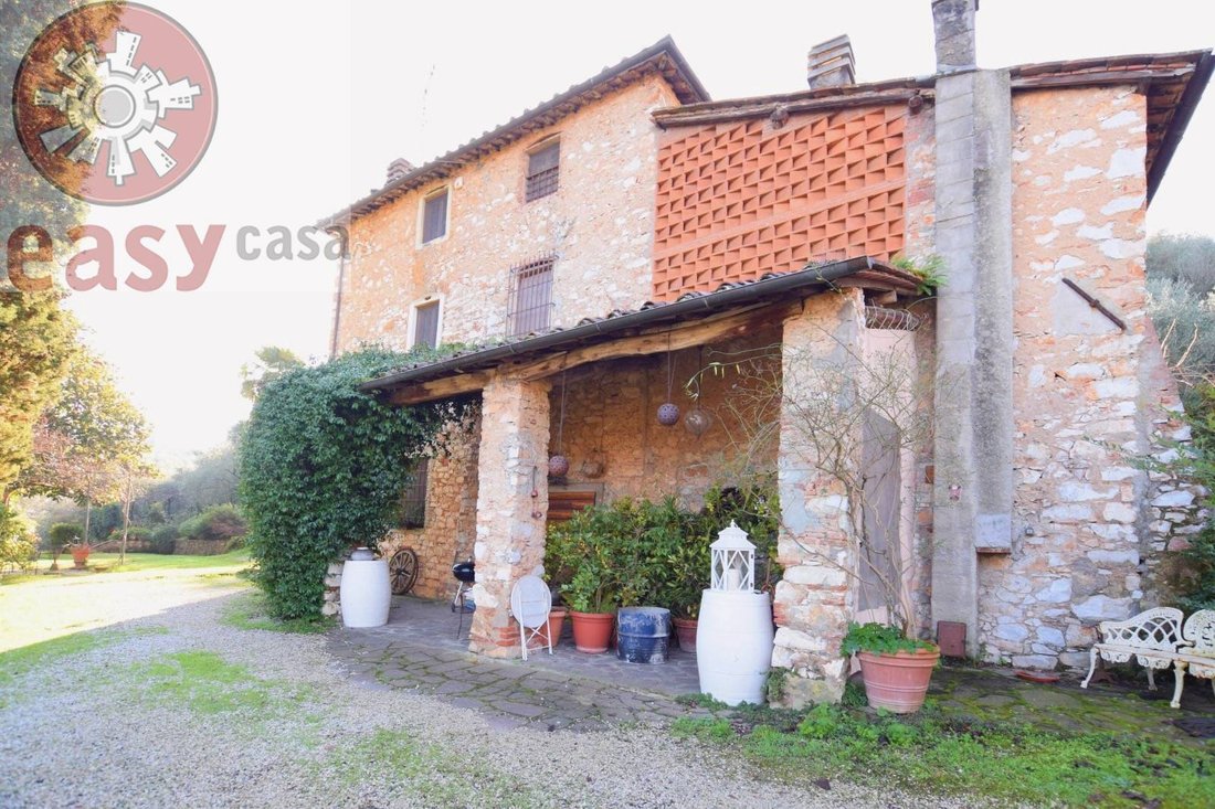 Country House in Verciano, Capannori, Tuscany 1 - 15470974