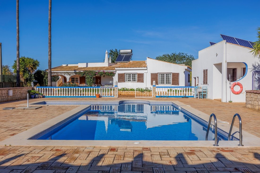 Villa in Praia dos Pescadores, Olhos de Agua, Portugal 1 - 15468293