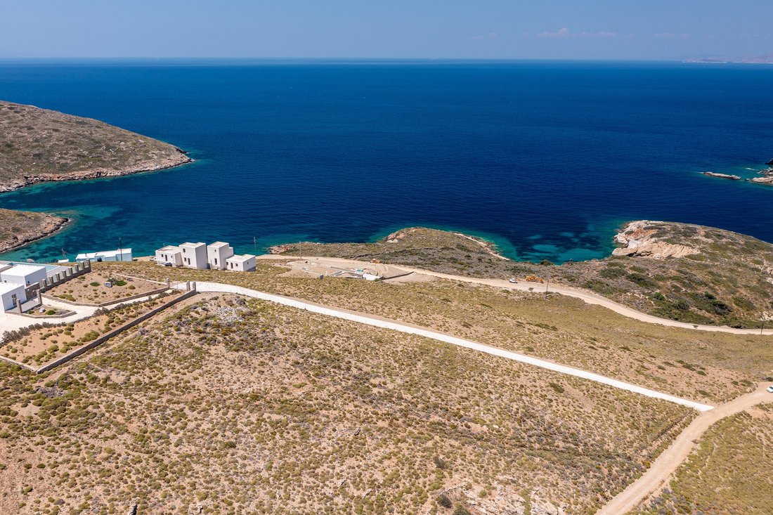 Land in Andros, Aegean, Griechenland 4 - 15473995