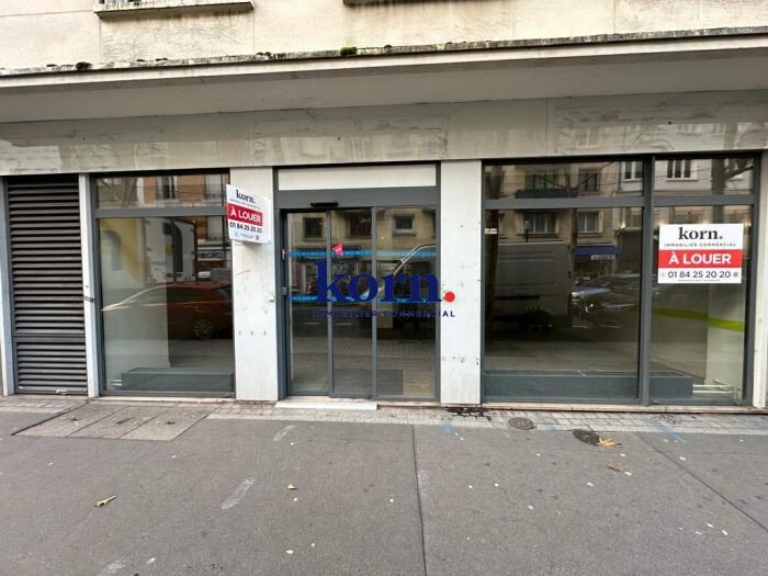 Boulogne-Billancourt, Île-de-France, France 3 - 15473860
