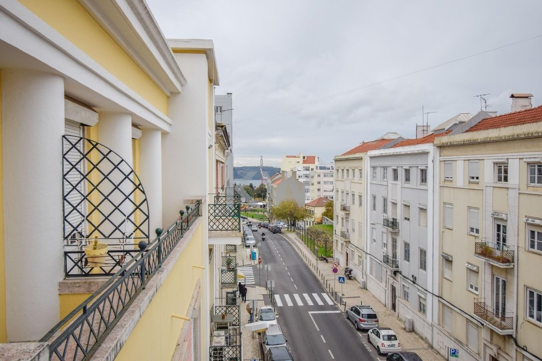 Apartment in Campo de Ourique, Lisbon, Portugal 1 - 15475637