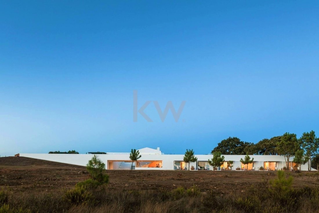 Land in São Teotónio, Beja, Portugal 1 - 15476050