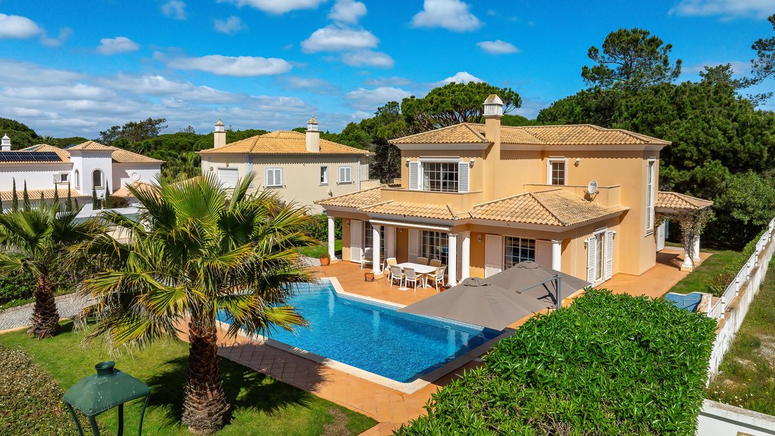 Villa in Almancil, Algarve, Portugal 1 - 15475138