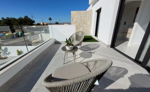 Villa in San Fulgencio, Valencian Community, Spain 1
