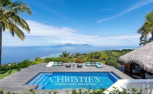 House in Puna'auia, Windward Islands, French Polynesia 1