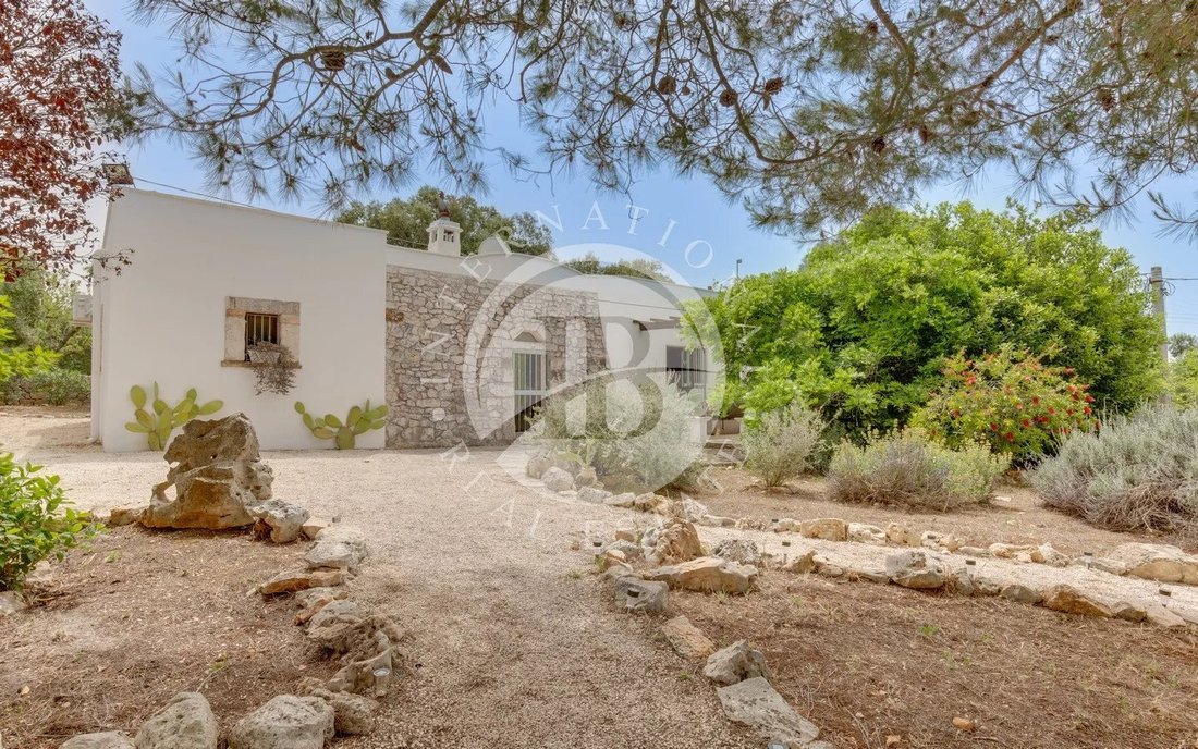 Casa en Ostuni, Apulia, Italia 2 - 15474390